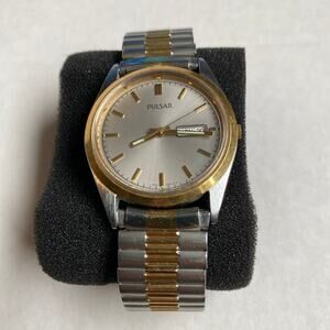 Vintage Pulsar By Seiko Men’s Stretch band Watch